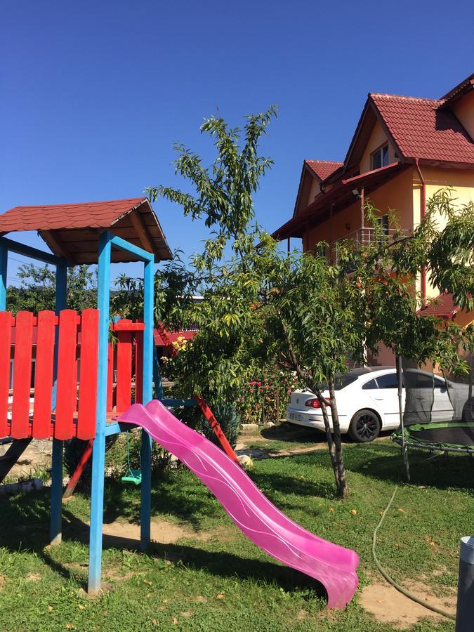 Pensiunea Patricia Oesti-Paminteni Exterior foto